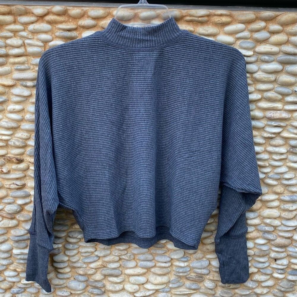 NWOT Project Social T Womens Grey Waffle Knit Mock Turtleneck Cropped Sweater Sm